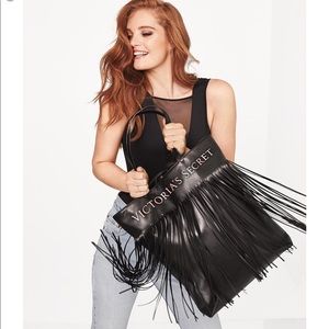 🖤Brand New Victoria’s Secret Fringe Tote🖤